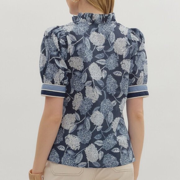 Women's Blue Floral Hydrangea Puff Sleeve Top Entro Size Large NWT - Picture 2 of 7